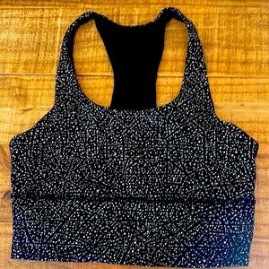 LULULEMON BLACK AND WHITE SPORTS BRA SZ 6